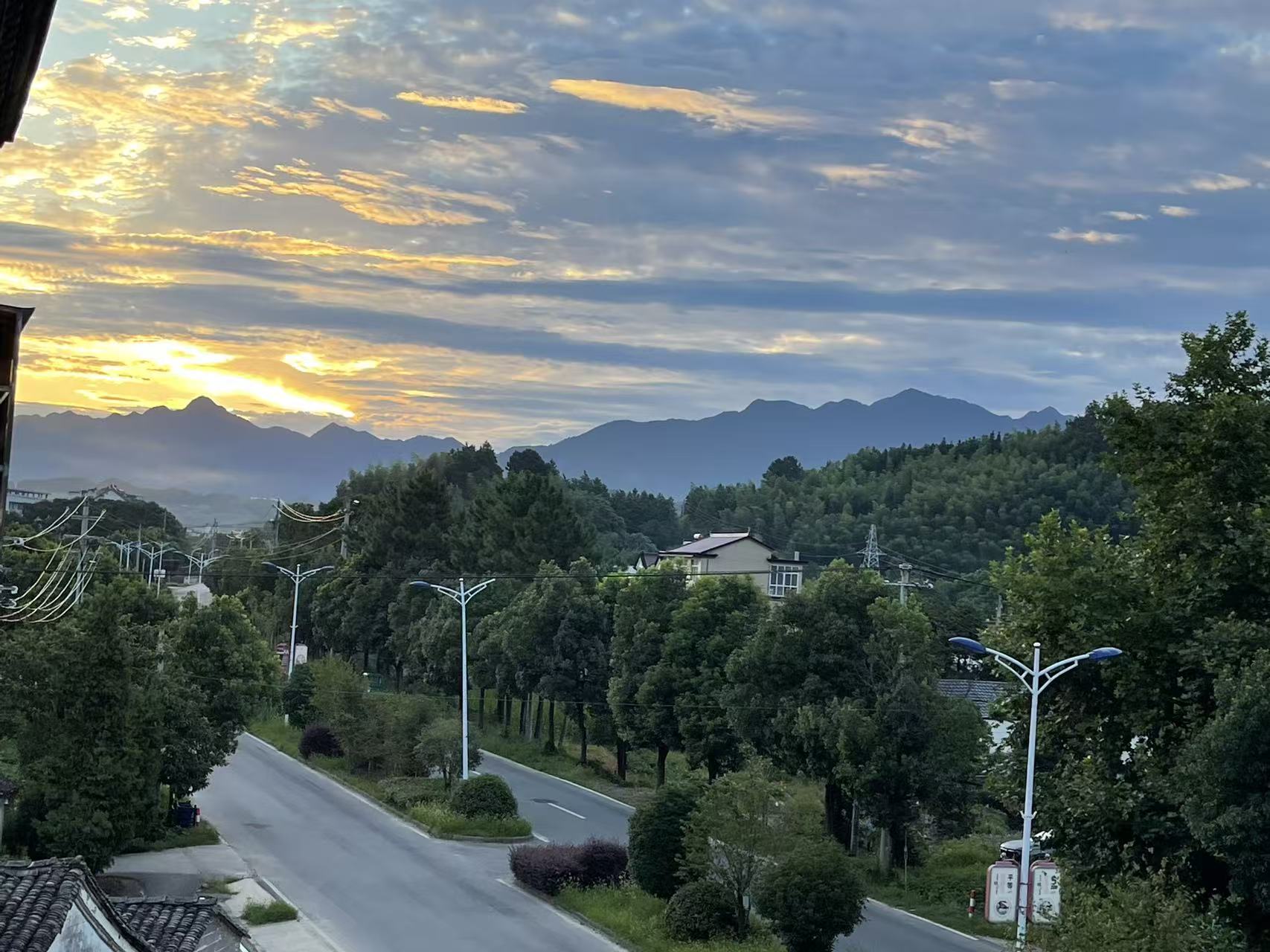 【泾县茂林生萍民宿】百元高性价比，楼下超市，近桃花潭景区